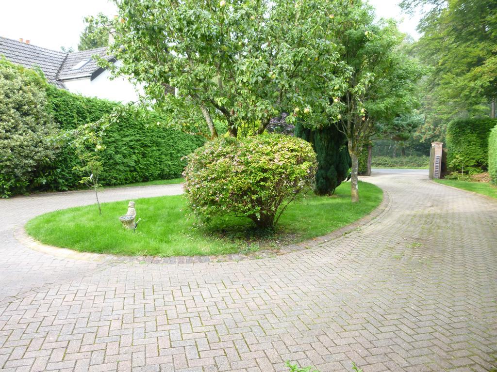 Cameron House Landford Exterior photo